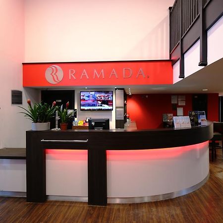 Ramada Oxford Hotel Waterstock Екстериор снимка