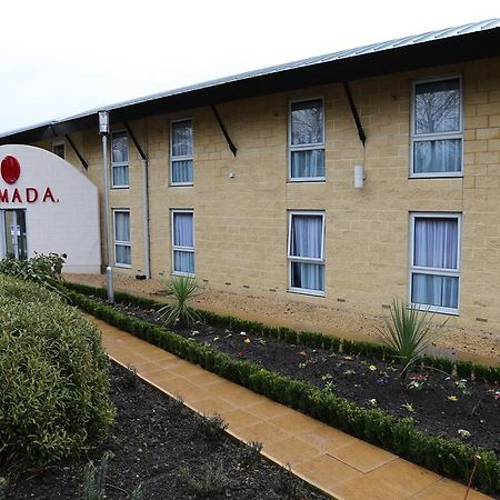 Ramada Oxford Hotel Waterstock Екстериор снимка